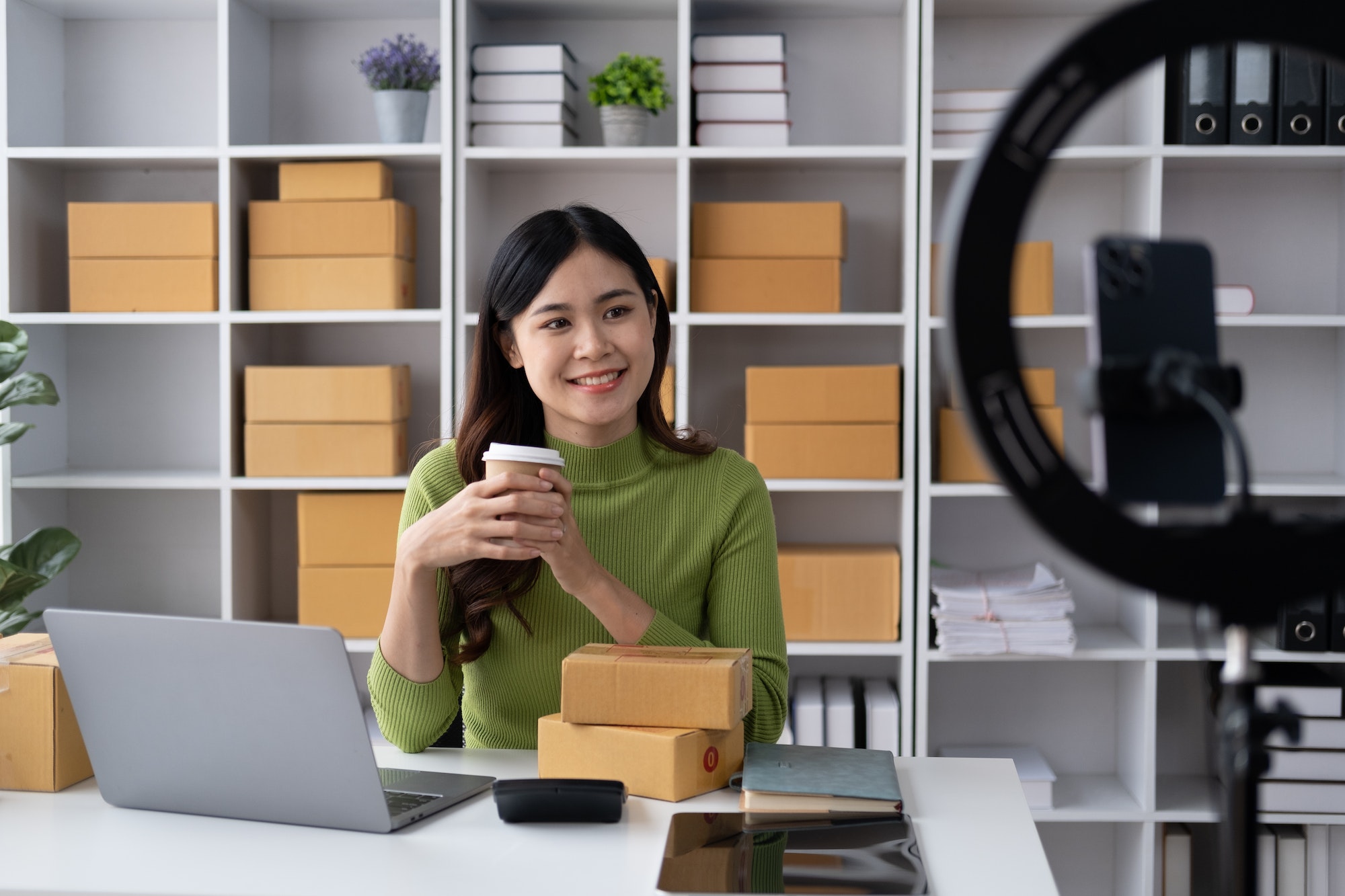 Como fazer um vídeo institucional para atrair mais clientes para sua papelaria
