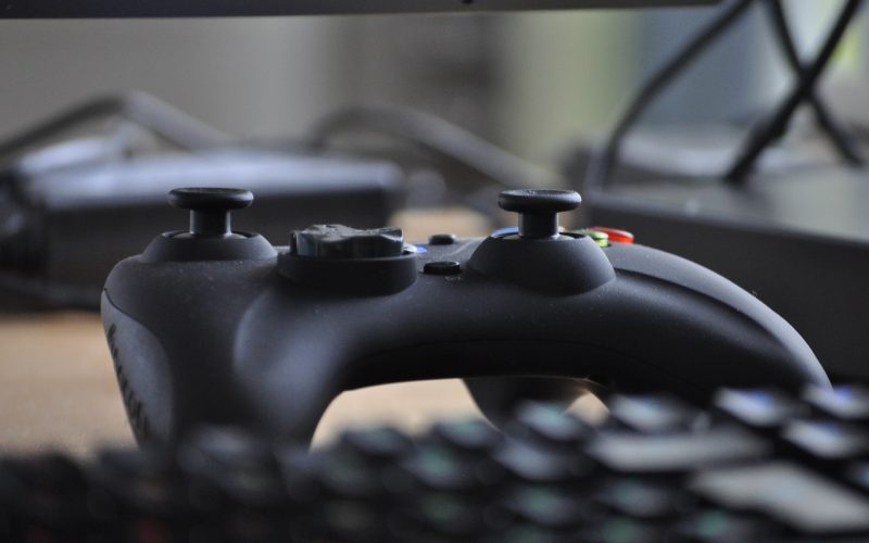 Jogos de tabuleiro Vs. Jogos Online. Em qual estratégia investir?